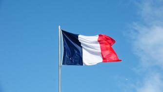 Растежът на френската икономика се забавя