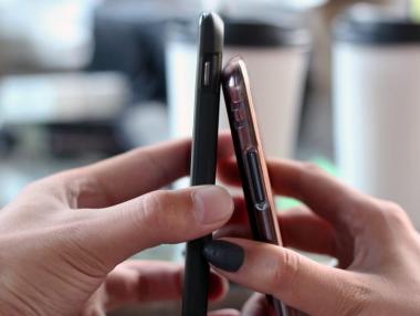 Цифрите показват: Повечето хора не искат телефон за $1000