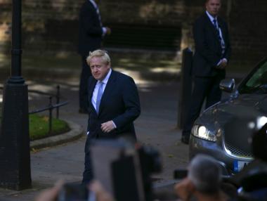 Лондон ще похарчи още €2.3 млрд. за подготовка за „твърд Brexit”