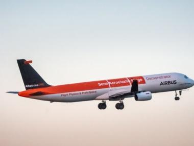 Airbus тества самолет с размахващи се крила