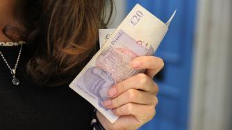 Как да се почувствате по-богати с парите, които вече имате