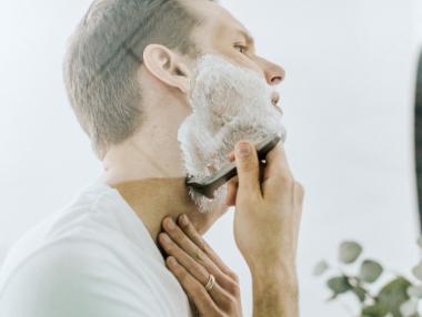 Растящата любов към брадите притиска Gillette