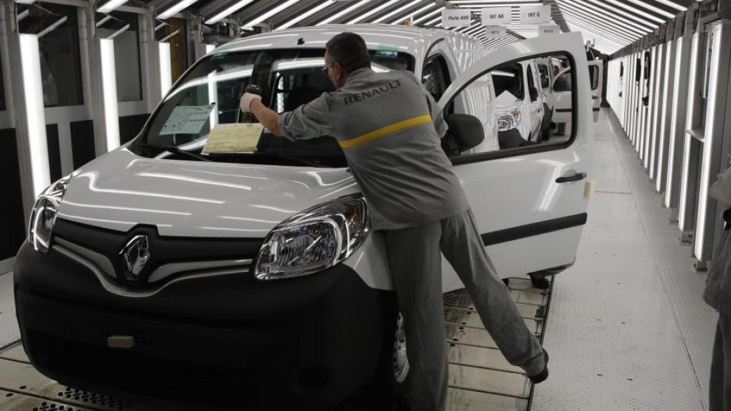 Renault преговаря за намаляване на дела си в Nissan