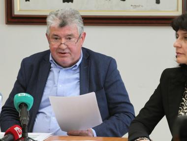 Уволненият шеф на НЕК: Махнат бях под натиск