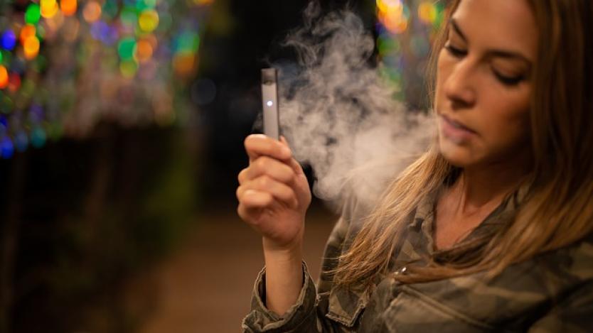 Електронните цигари носят по-малък риск за болести на дихателните пътища