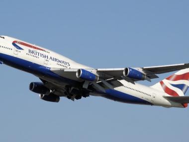 British Airways отмени над 100 полета заради компютърен срив
