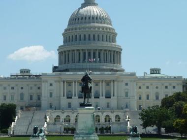 Данните за бюджета на САЩ са във фокуса на инвеститорите