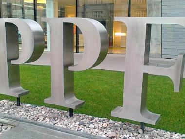 Петр Келнер е единствен кандидат за bTV, пишат словашки медии