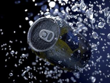 Заради недоволството към пластмасата Coca-Cola се обръща към кеновете