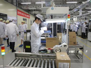 Софтуер на руската Mail.ru може да се появи фабрично в смартфоните Huawei