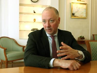 Транспортният министър обеща да няма утежняване на техническите прегледи