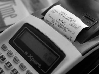 МФ удължи срока за подмяна на касовите апарати