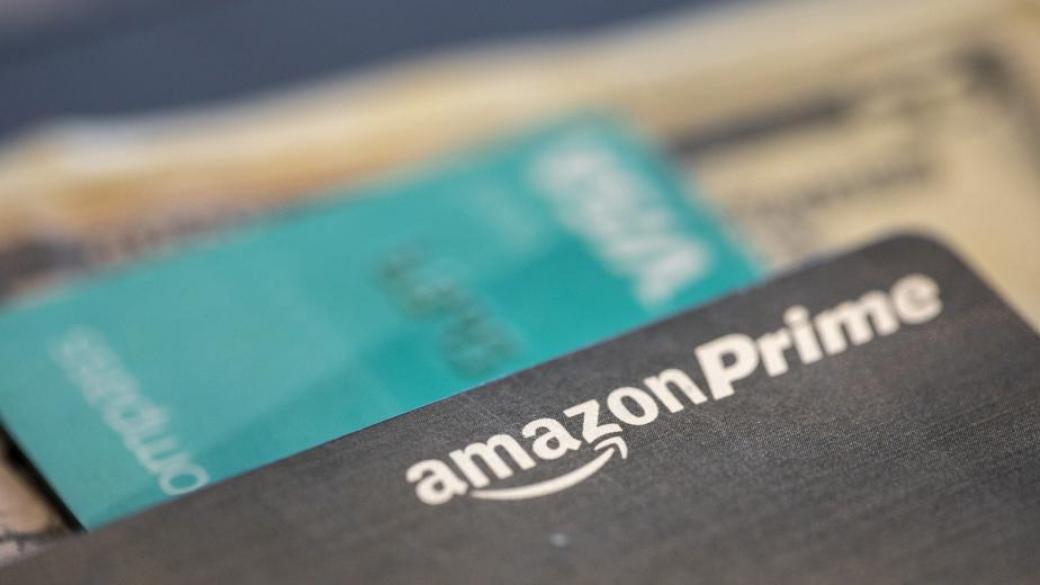 Amazon очаквано прехвърля дигиталния данък върху французите