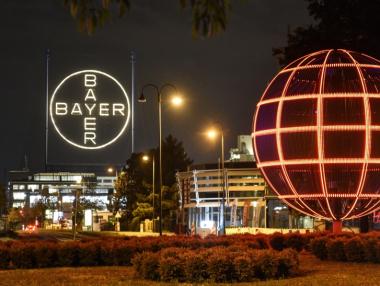 Bayer продава Animal Health за 7.6 млрд. долара