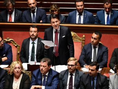 Италианският премиер Джузепе Конте подаде оставка