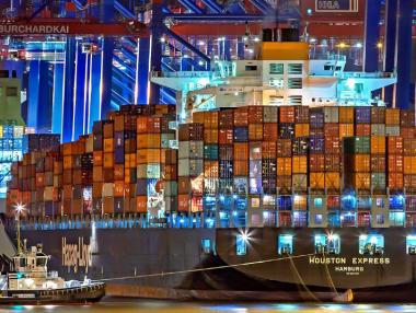 Лондон засилва подготовката на фирмите за Brexit