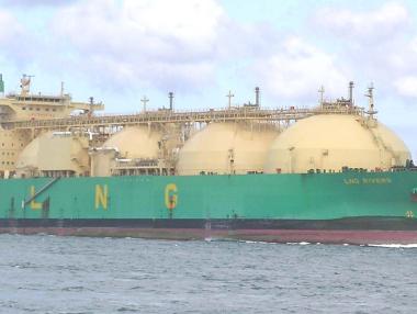 Катар ще загуби първото място като износител на втечнен природен газ