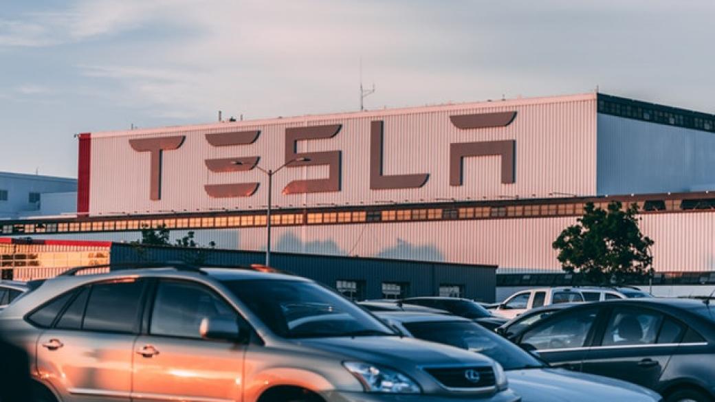Tesla ще купува батерии от южнокорейската LG Chem