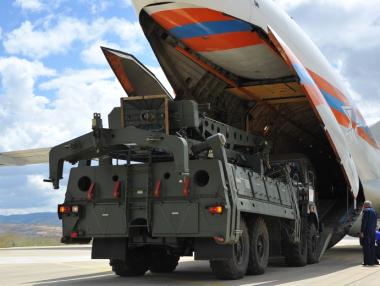 Турция получи втора доставка на С-400 от Русия