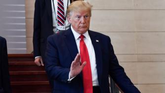 Goldman: Икономиката ще се възстановява с години от митата на Тръмп