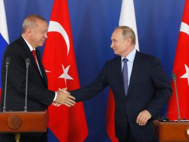 Путин: Руски газ ще потече още тази година по „Турски поток“