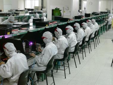 Зависимостта на Apple от Китай расте в разгара на търговската война