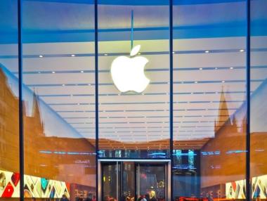Apple ще открие магазин в Индия