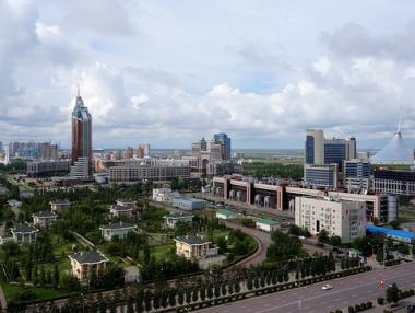 Казахстан ще изплати дълговете на 500 000 свои граждани