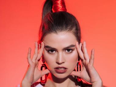 Зачервяване по лицето – как да се отървем от него?