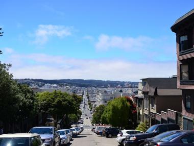 Сан Франциско въвежда такса за шофиране по „кривата“ улица