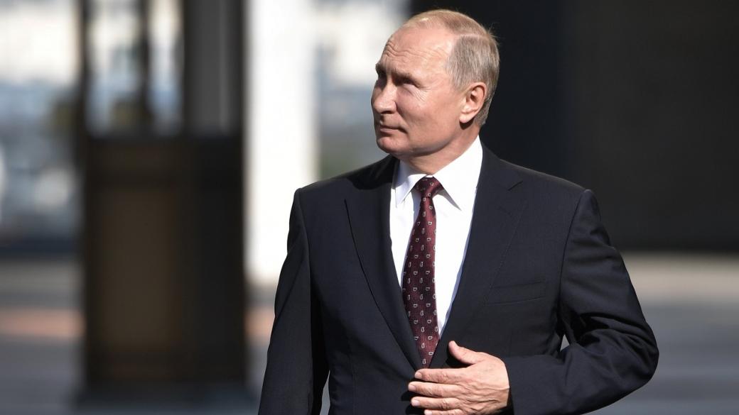 Партията на Путин се стяга за присъдата на гневните гласоподаватели