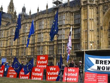 Пазарите чакат развръзката в Лондон около Brexit