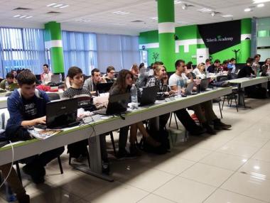 Училищна Телерик Академия стартира над 90 безплатни школи в 25 града