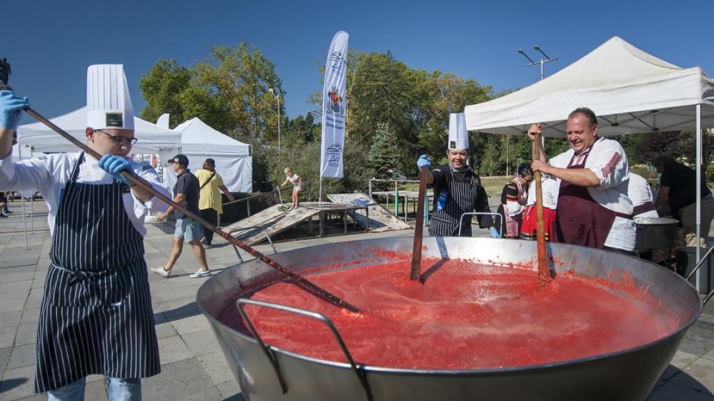 Стартира третото издание на Фестивала на розовия домат в София
