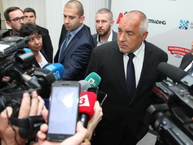 Борисов заплаши директора на БНР с уволнение заради цензурата срещу Силвия Великова