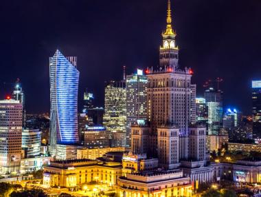 Полша мисли за удвояване на минималната работна заплата