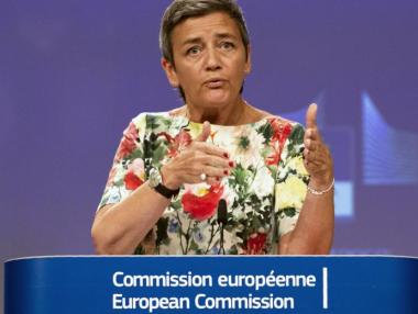 ЕС трябва да регулира повече технологичните гиганти, смята Вестагер