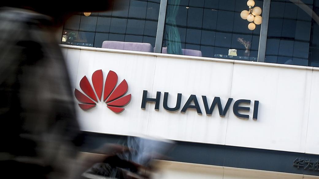 Huawei движи „секретен план“ срещу американските санкции