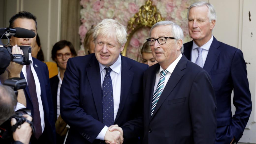 Джонсън увери Юнкер, че няма да поиска отлагане на Brexit