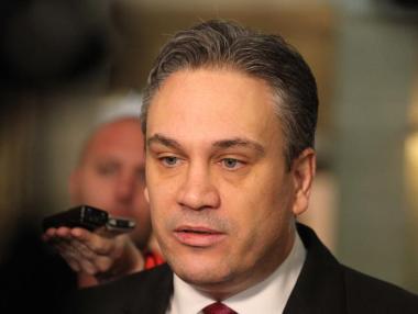 Пламен Георгиев отказва да събори навесите и барбекюто на терасата си