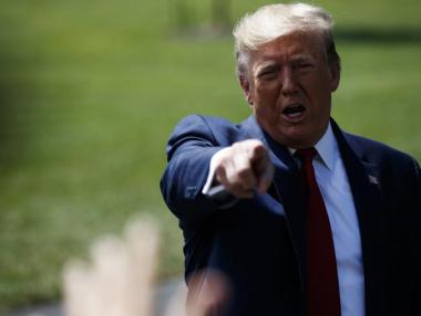 Демократите започнаха разследване за импийчмънт на Тръмп