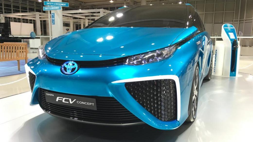 Toyota пуска втора генерация на водородния си модел Mirai