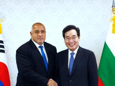 Борисов покани корейски компании да строят пътища в България