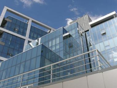 Пазарът на бизнес имоти в България бележи драстичен спад