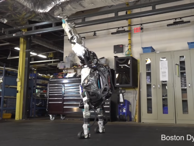 Роботът Atlas на Boston Dynamics показа нови умения в паркура