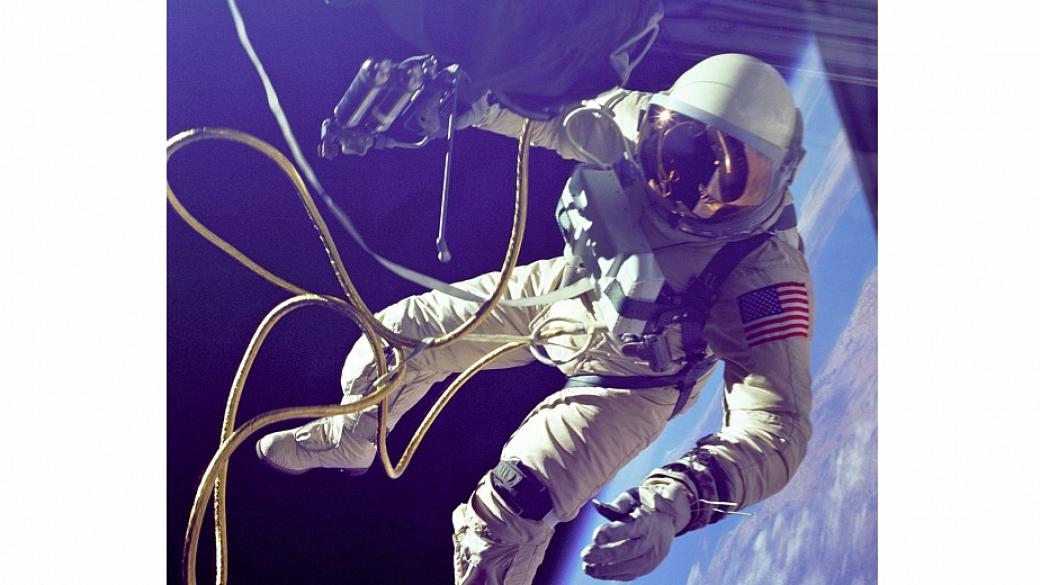 Мъск: Астронавти на НАСА може да излетят с Crew Dragon до 3-4 месеца