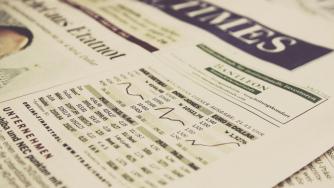 Dow Jones изтри близо 350 пункта за една сесия