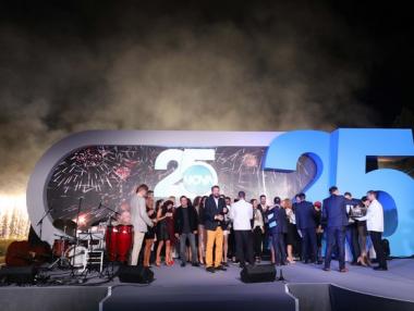 NOVA отбеляза рождения си ден с грандиозно парти