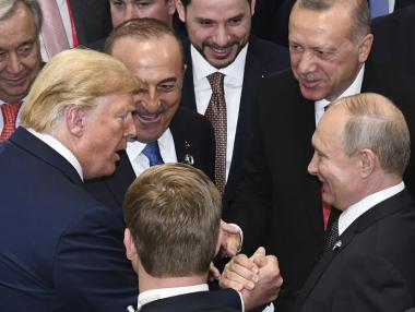 Путин шеговито призна, че Русия ще се намеси в следващите избори в САЩ