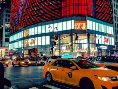 H&M с първо увеличение на тримесечната печалба от 2 години